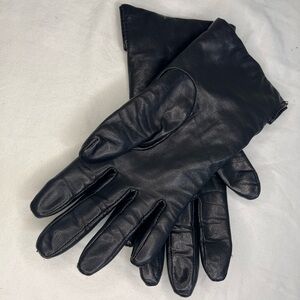 Fownes black genuine leather gloves with cashmere and lambswool lining size 7